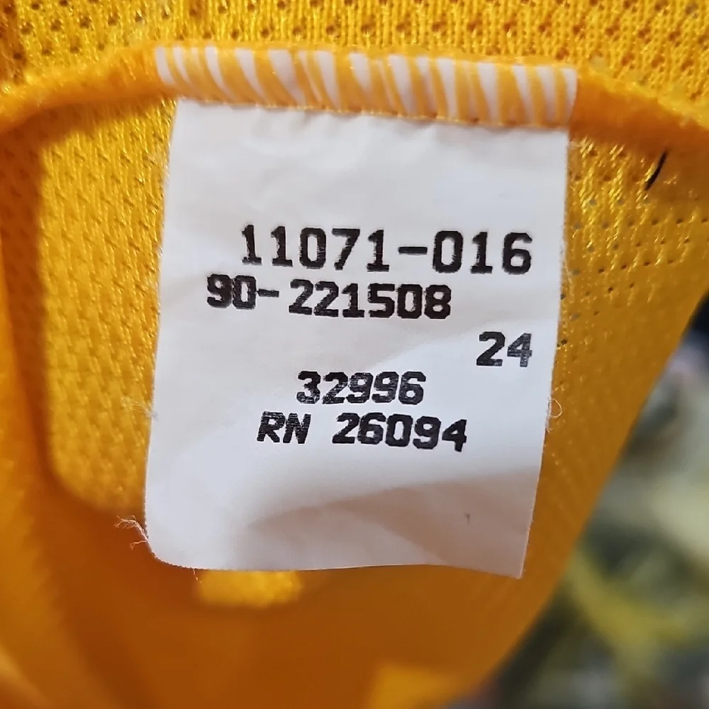 Champion Lakers Gold and Purple VINTAGE 2000'S - Picture 5 of 6